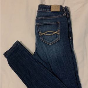Abercrombie & Fitch Skinny Jeans! GREAT CONDITION!